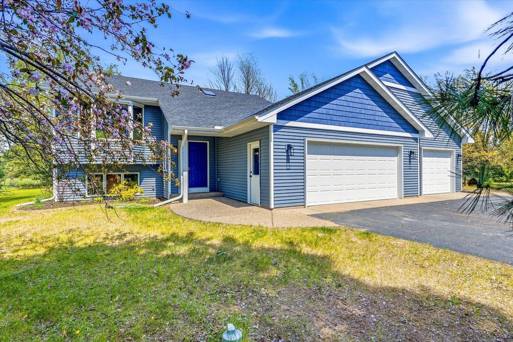 Photo of 3961 224th Avenue NW, Oak Grove, MN 55303 (MLS # 7065080)