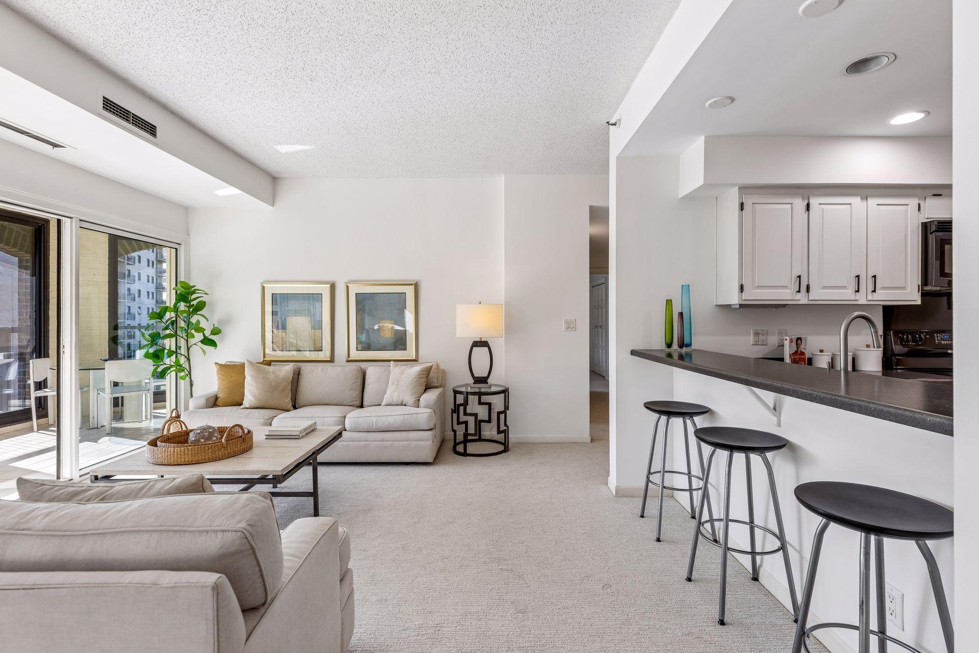 1201 Yale Place 407