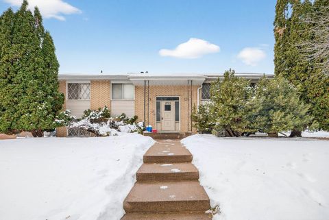 2725 Virginia Avenue N New Hope MN 55427