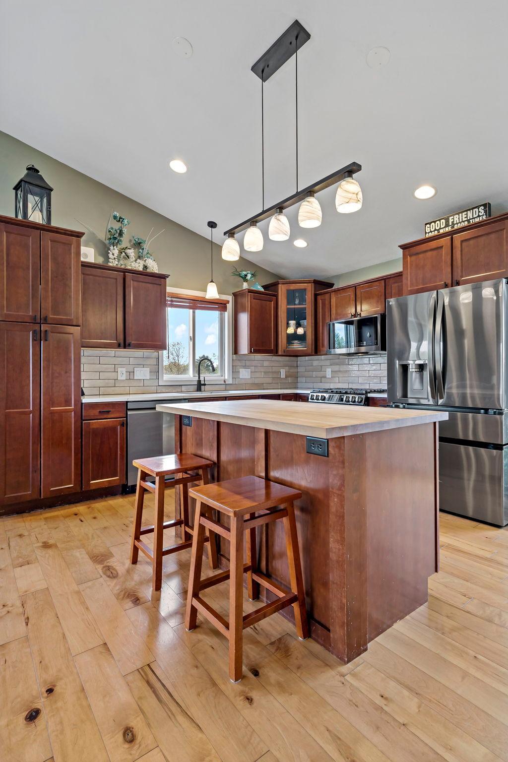 1327 Mallard Lane