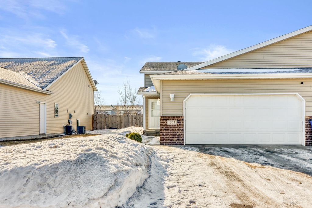 Photo of 1503 34th Avenue S, Moorhead, MN 56560 (MLS # 7021222)