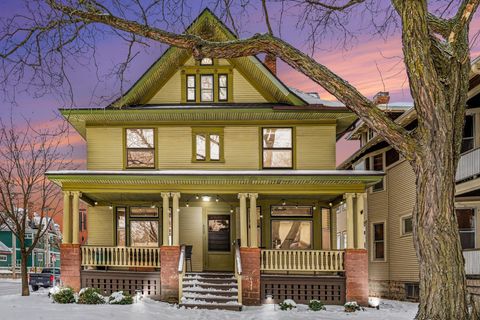 802 Ashland Avenue Saint Paul MN 55104