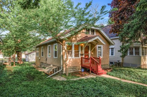1067 27th Avenue SE Minneapolis MN 55414