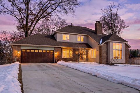 4687 Parkridge Drive Eagan MN 55123