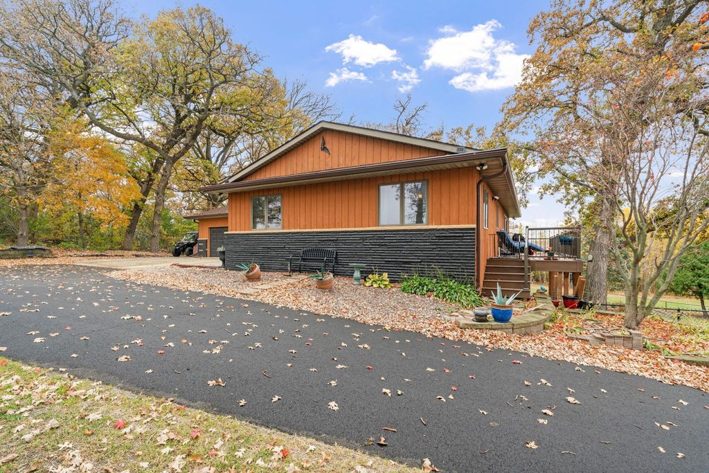 Photo of 74500 240th Street, Albert Lea, MN 56007 (MLS # 7010518)