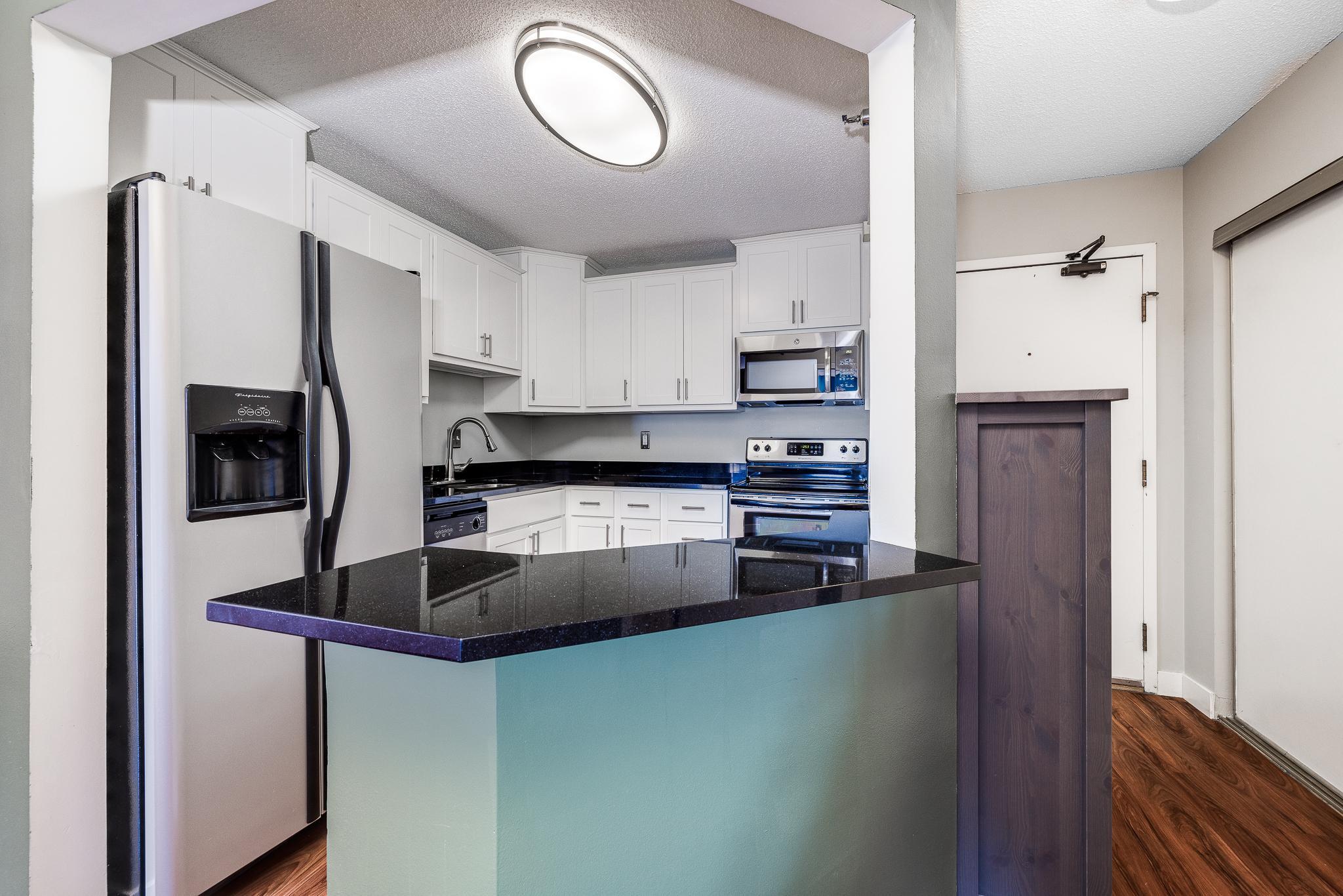 78 10th Street E 506
