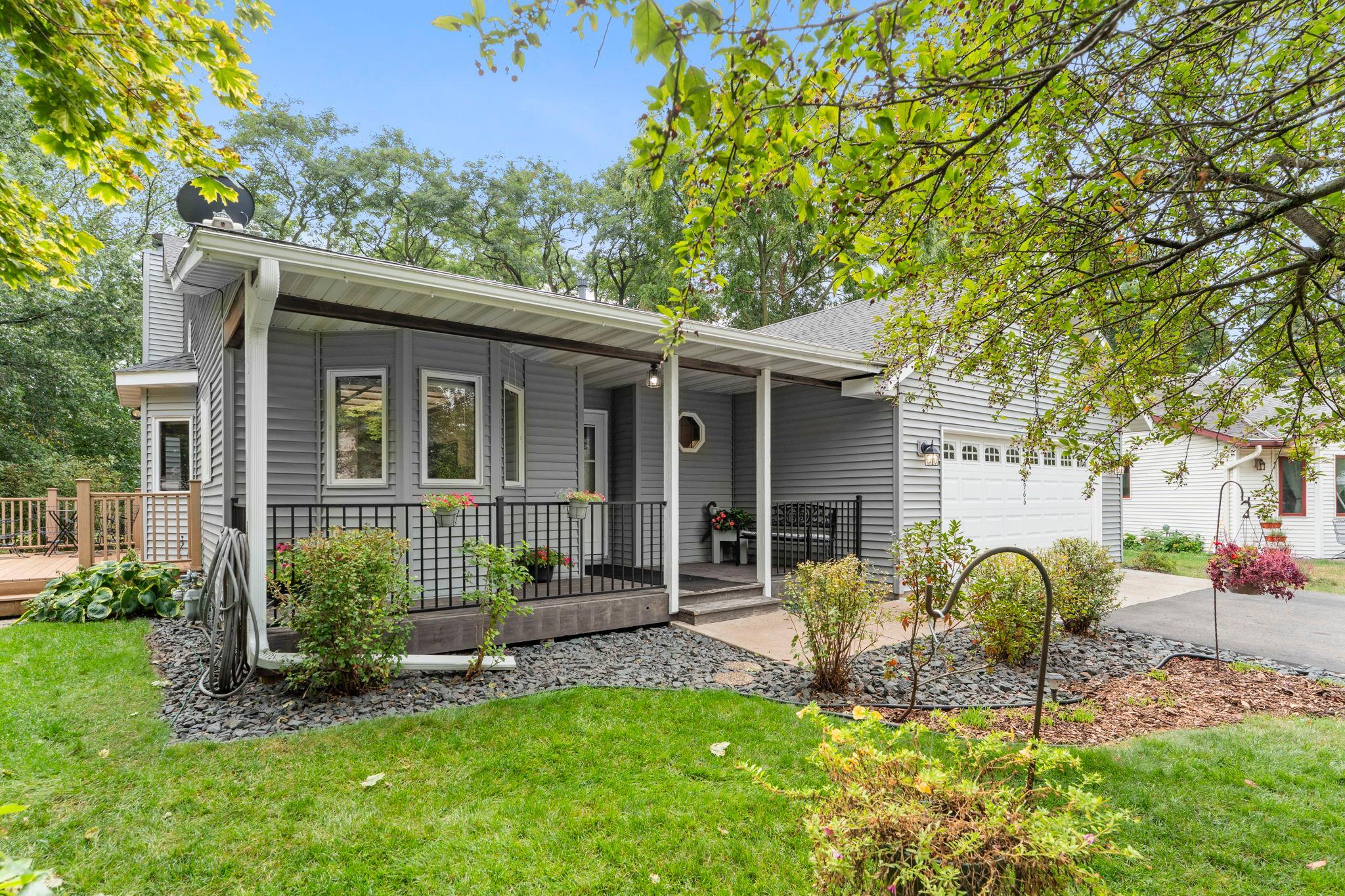 2966 Thunder Bay Road