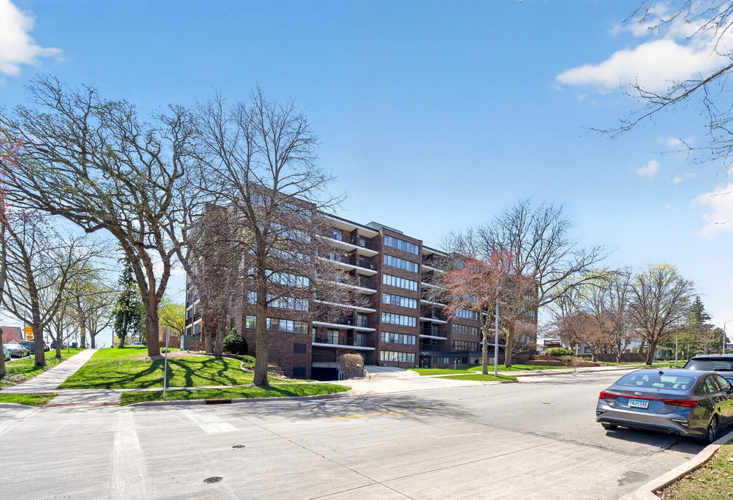 600 4th Street SW 408