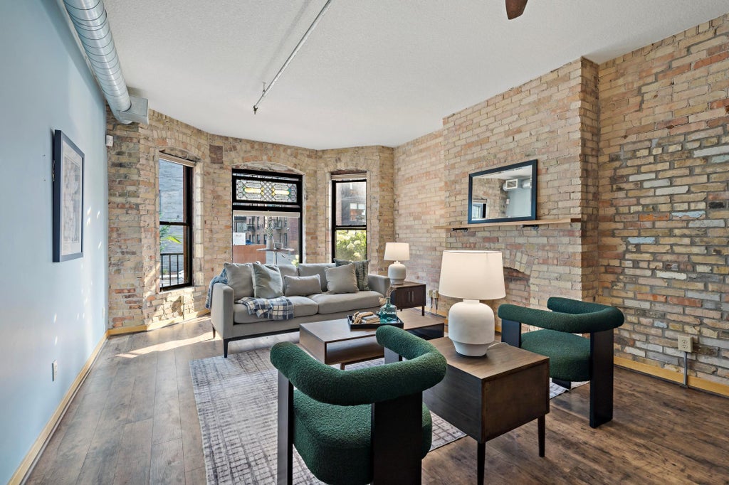 Photo of 519 S 9th Street S #1, Minneapolis, MN 55404 (MLS # 7117153)