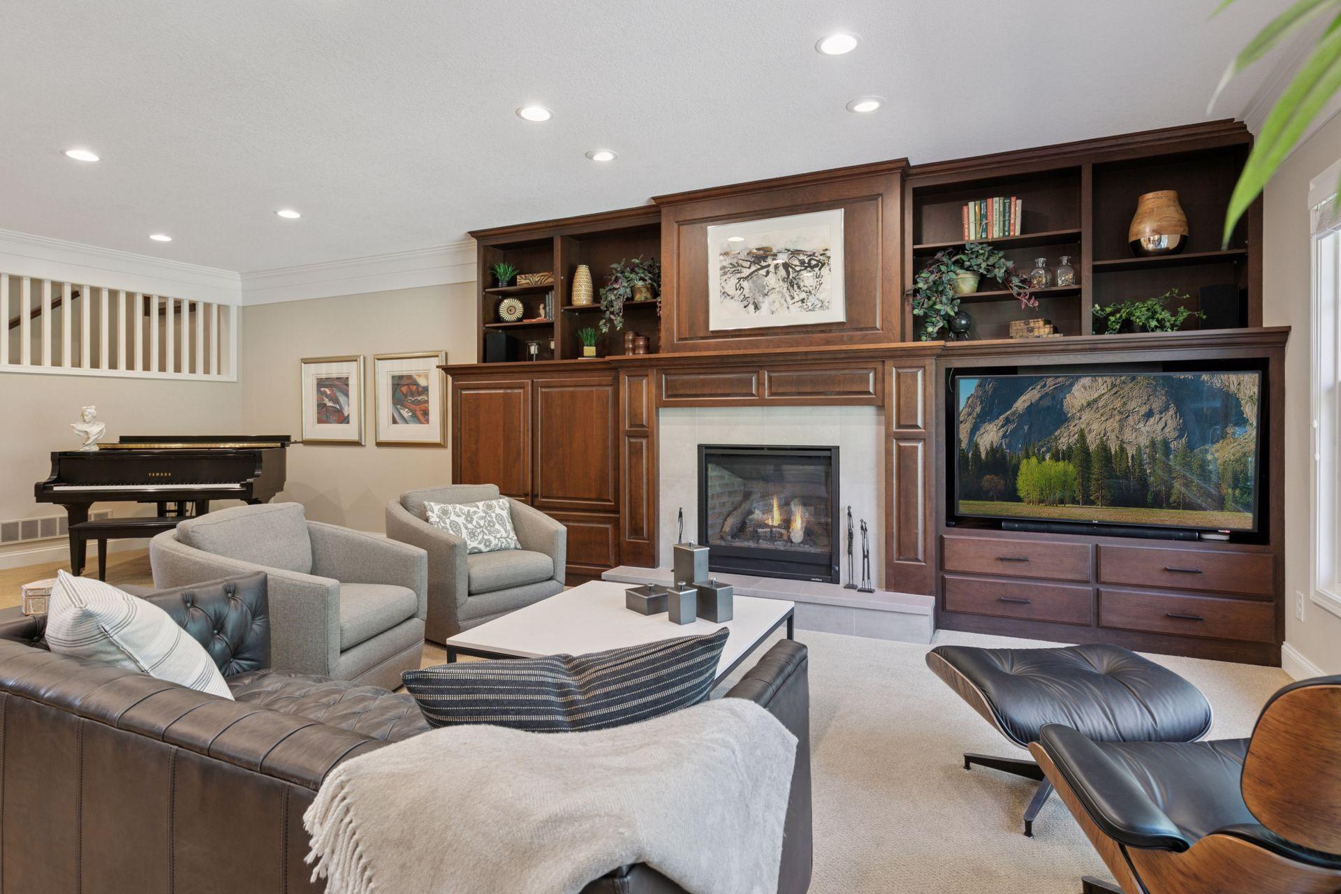 1182 Lexington Ridge Court
