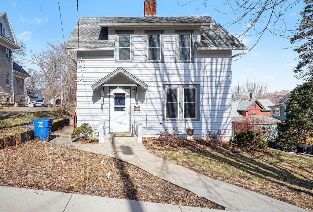 Photo of 520 10th Street, Red Wing, MN 55066 (MLS # 7034000)