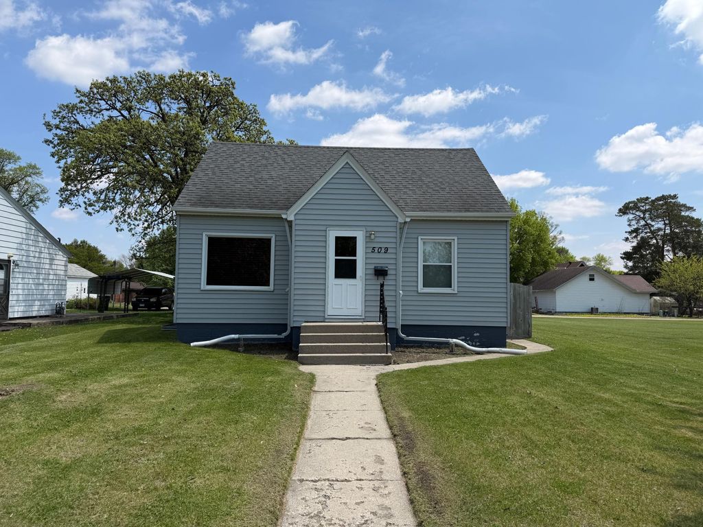 Photo of 509 17th Street S, Benson, MN 56215 (MLS # 7078035)