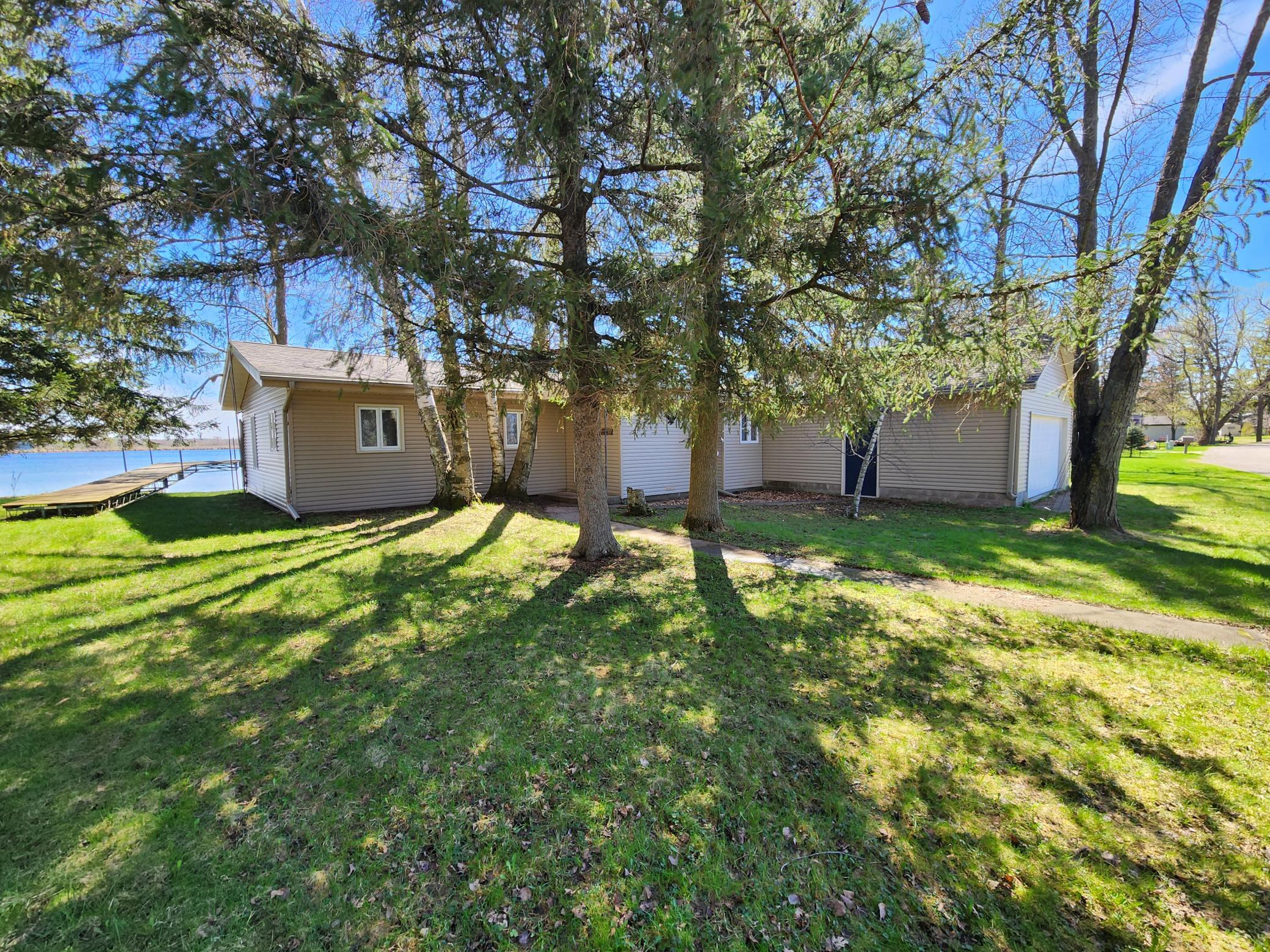 250 Magnor Lake Court