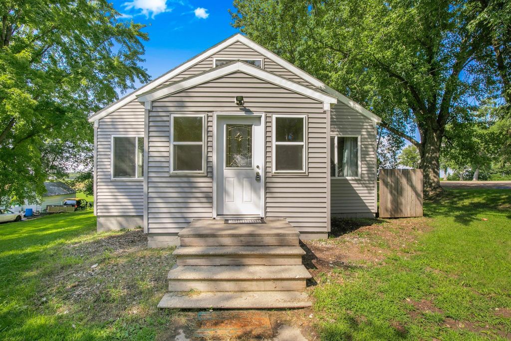 Photo of 109 Main Street E, Melrose, MN 56352 (MLS # 7036514)