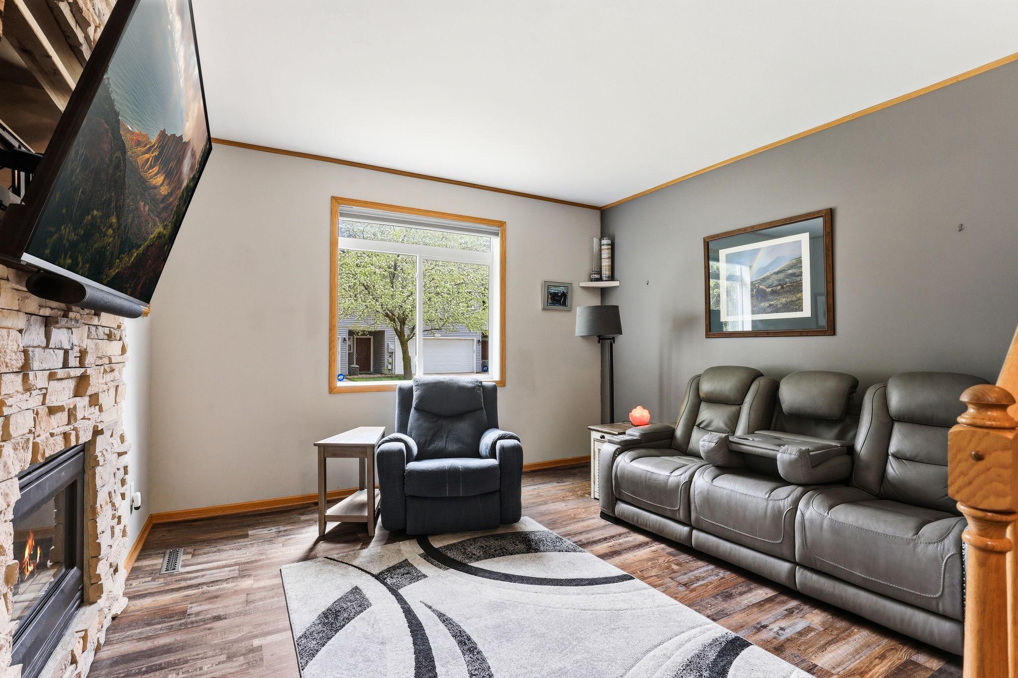 547 Woodduck Drive L