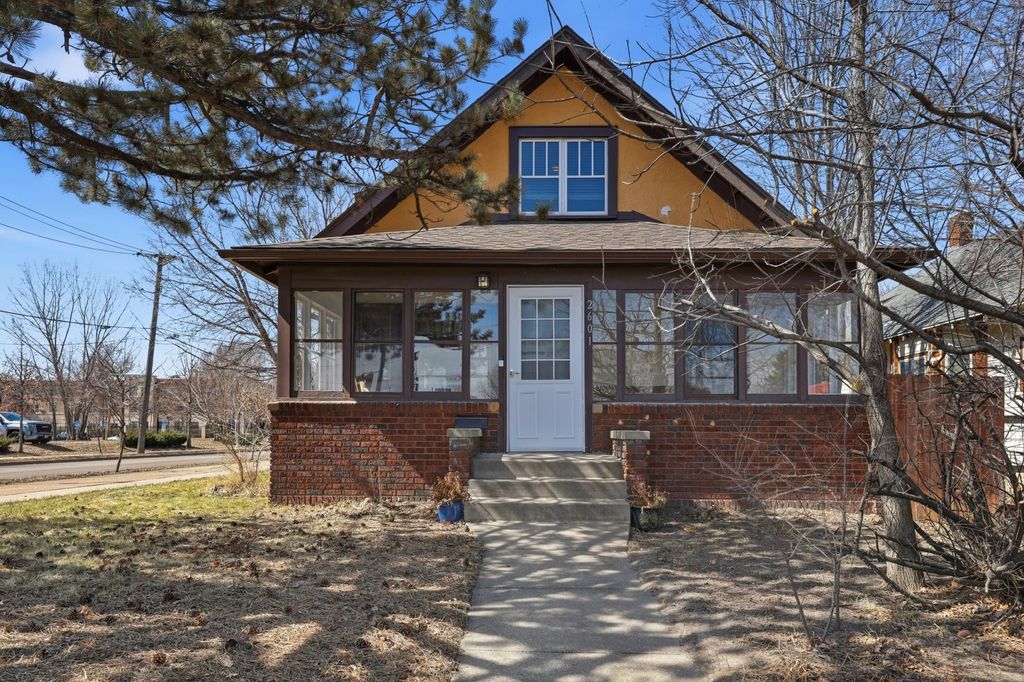 Photo of 2601 Penn Avenue N, Minneapolis, MN 55411 (MLS # 7019092)