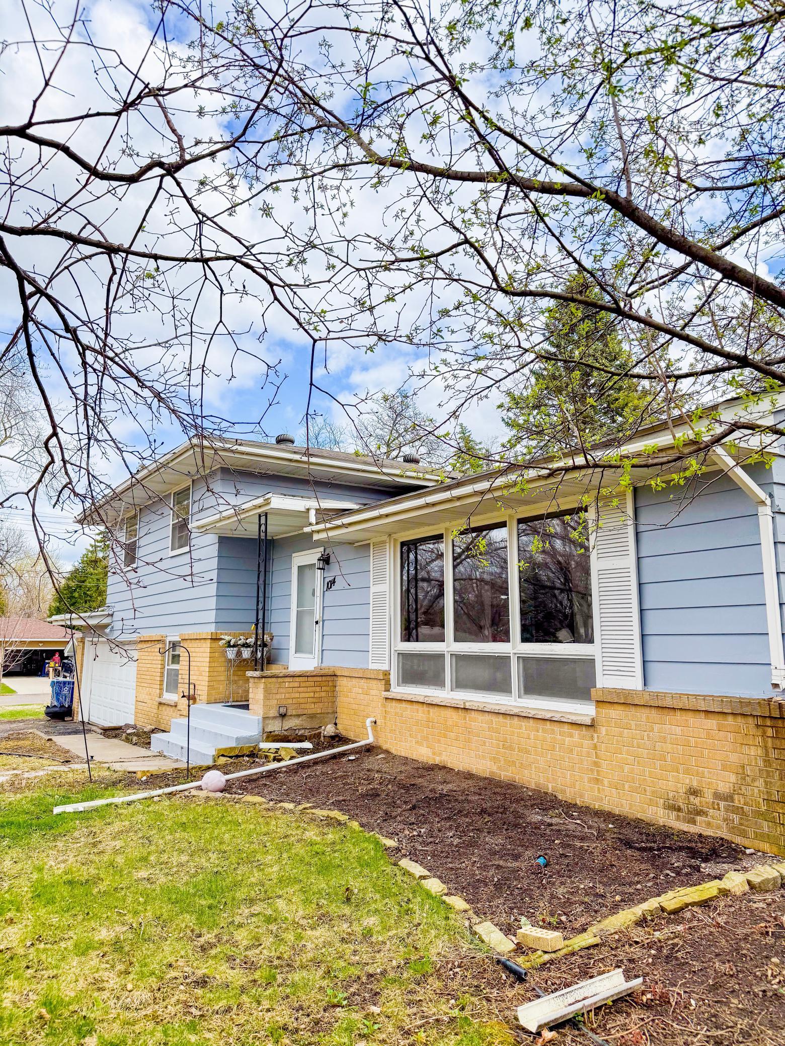 1014 Sunnyview Lane
