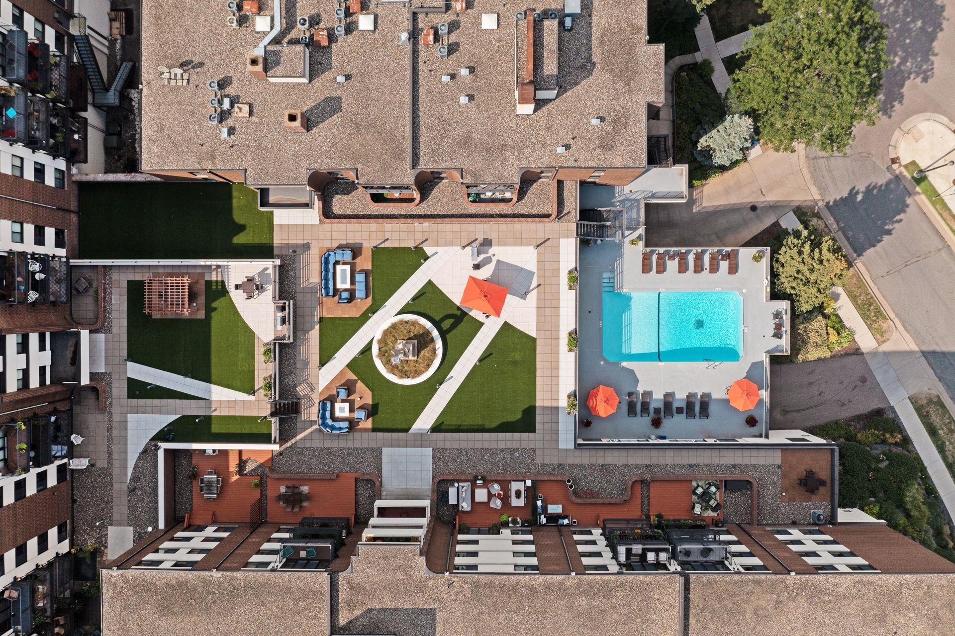 48 Groveland Terrace B313