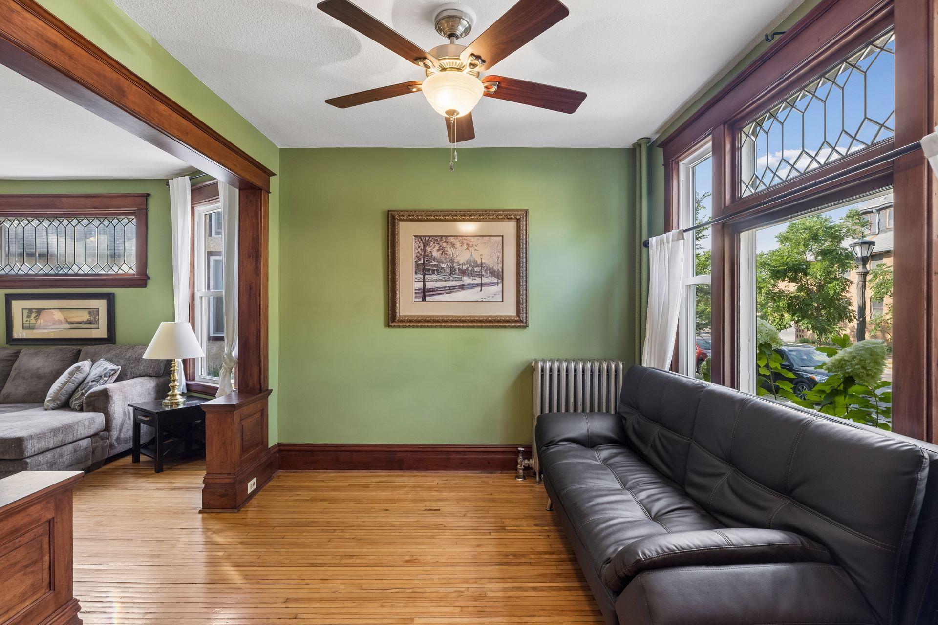 420 Daly Street