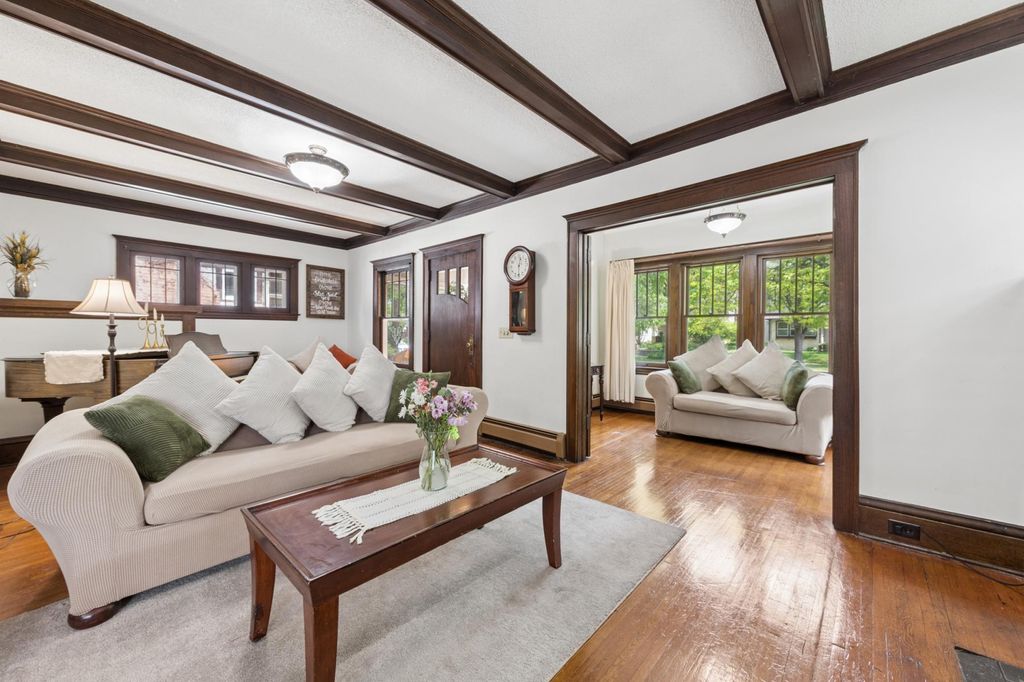 Photo of 4348 Lyndale Avenue S, Minneapolis, MN 55409 (MLS # 7078396)