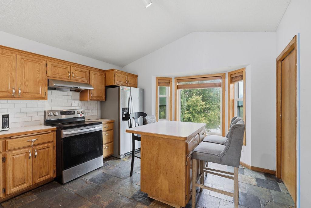 Photo of 17373 Glencoe Avenue, Lakeville, MN 55044 (MLS # 7144241)