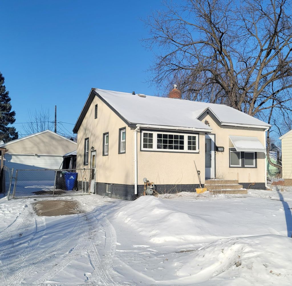 Photo of 2069 Manitou Avenue, Saint Paul, MN 55119 (MLS # 7012243)