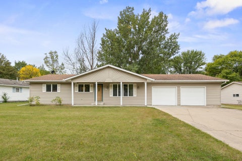 Photo of 318 Stoney Point Road SW, Hutchinson, MN 55350 (MLS # 7142381)