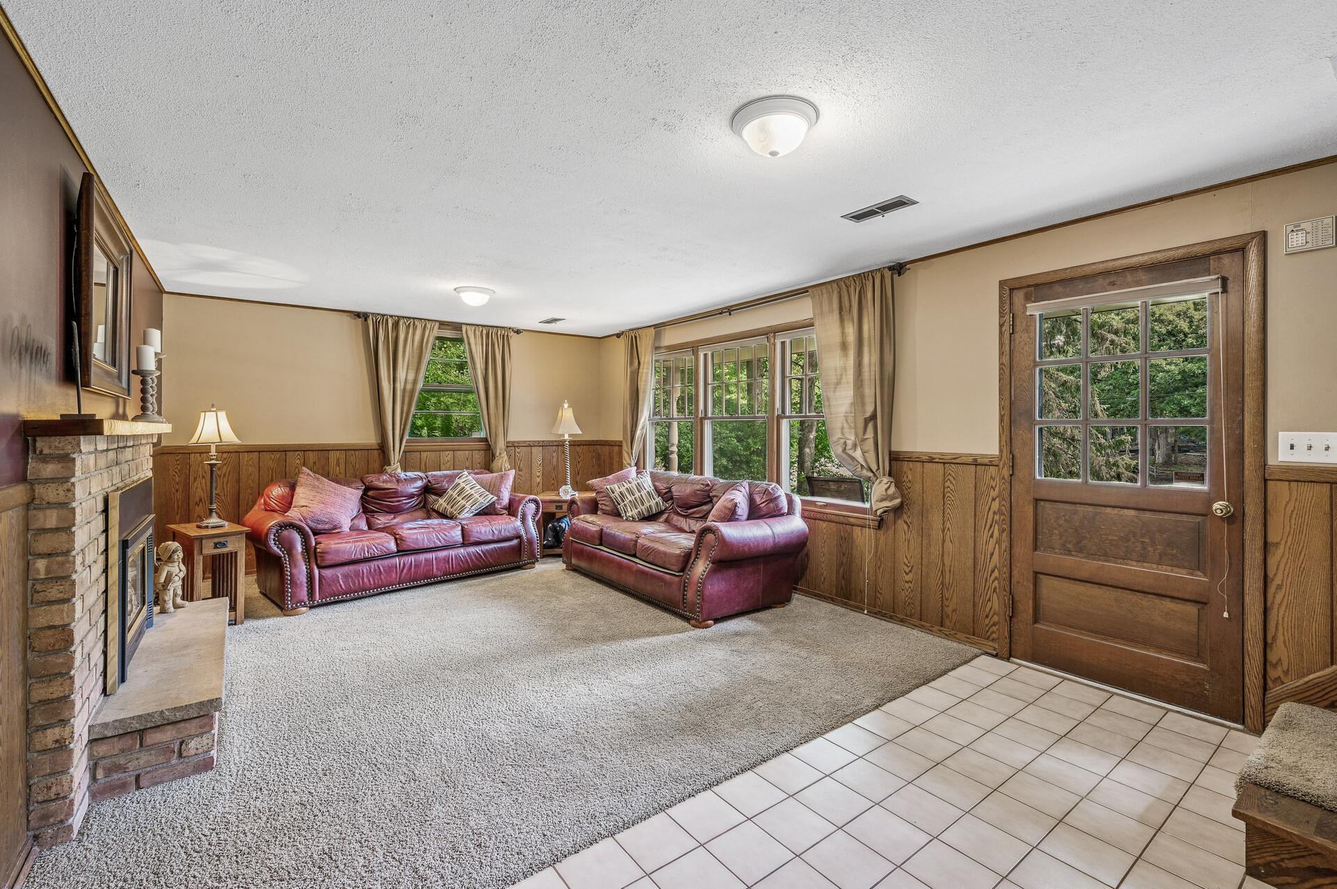 109 Cimarron Court