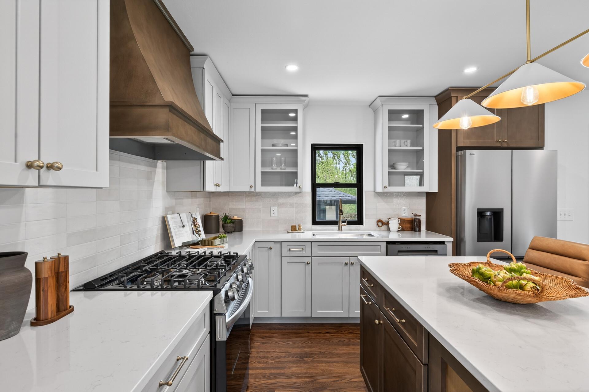 2554 Pennsylvania Avenue S