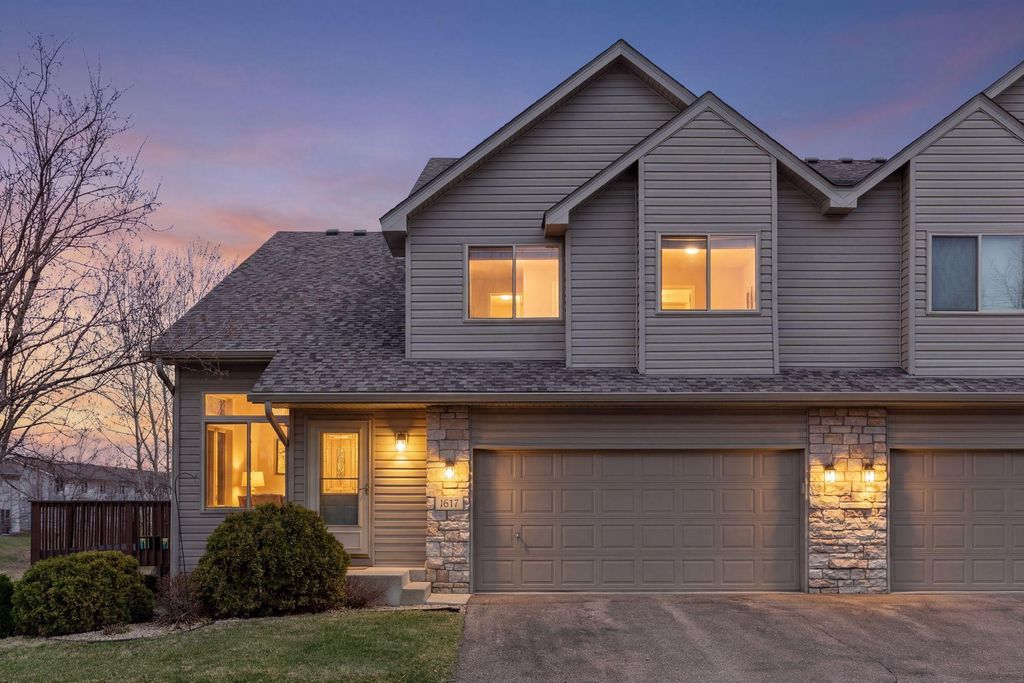 Photo of 1617 Lexington Lane, Shakopee, MN 55379 (MLS # 7018473)