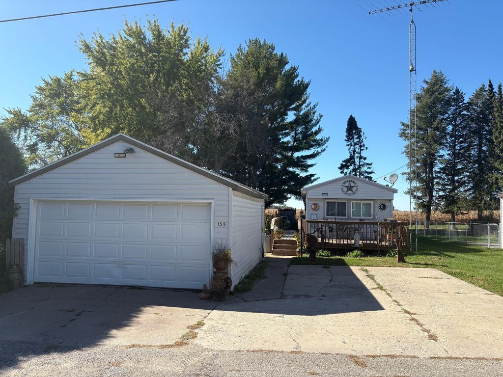 Photo of 135 5th Avenue NW, Elgin, MN 55932 (MLS # 6802685)