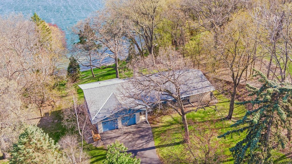 Photo of 7831 50th Street N, Lake Elmo, MN 55042 (MLS # 7052350)