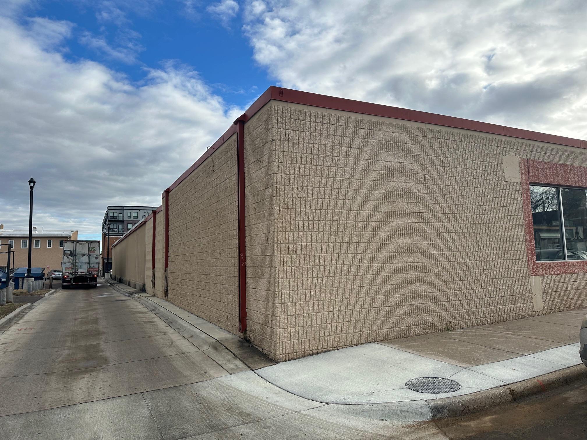 123 2nd Avenue W