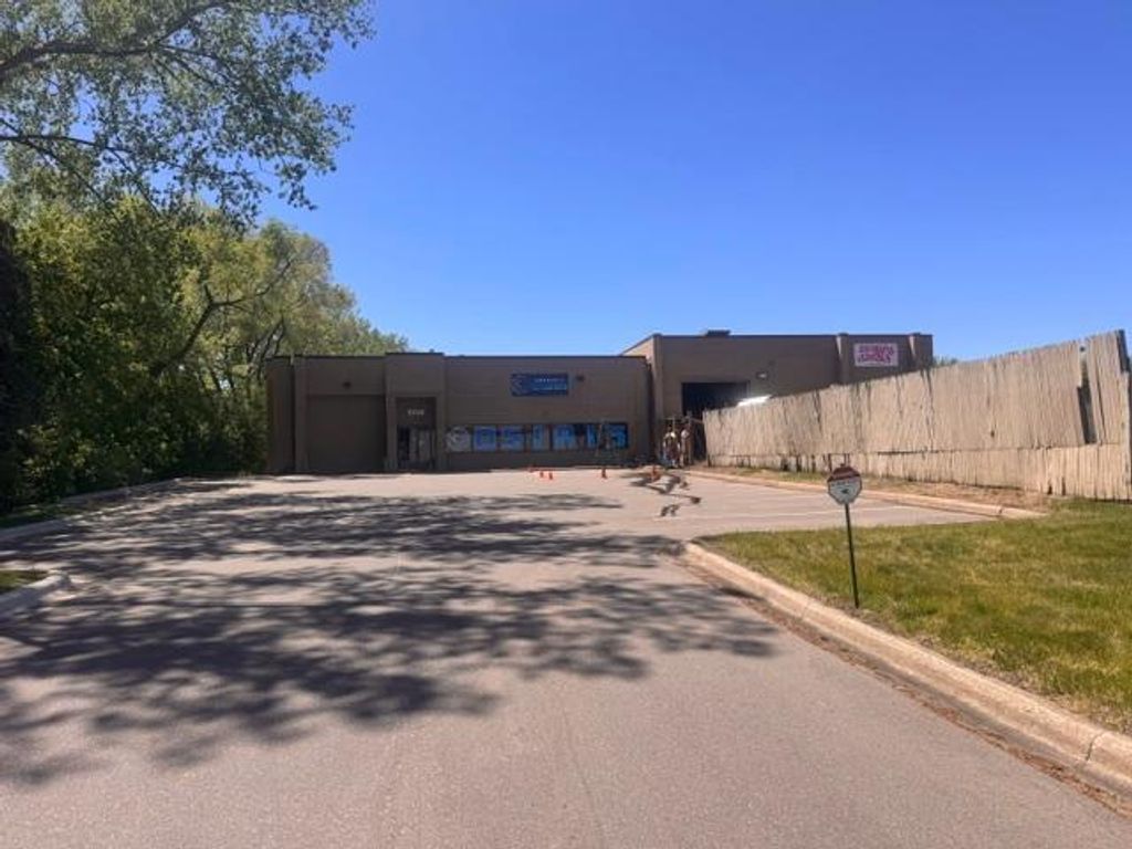 Photo of 9250 Holly Street NW, Coon Rapids, MN 55433 (MLS # 7072843)
