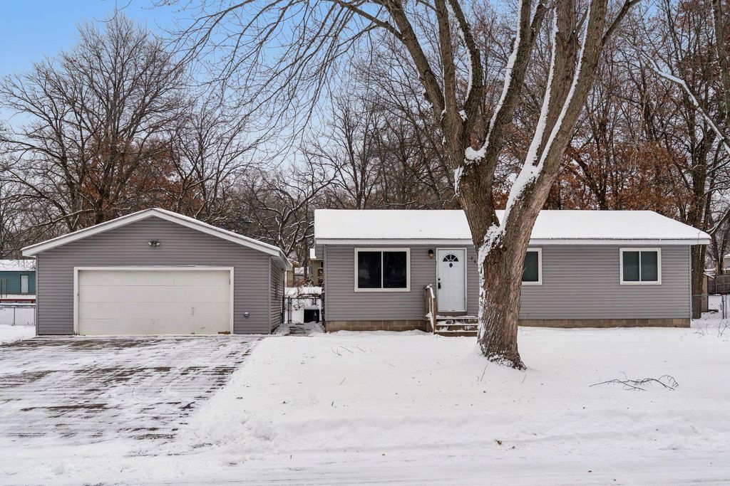 Photo of 26261 7th Street W, Zimmerman, MN 55398 (MLS # 6823526)