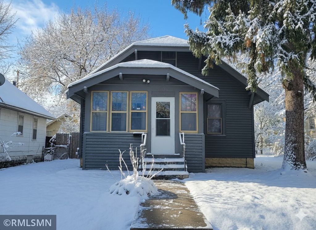 Photo of 3251 Knox Avenue N, Minneapolis, MN 55412 (MLS # 6824790)