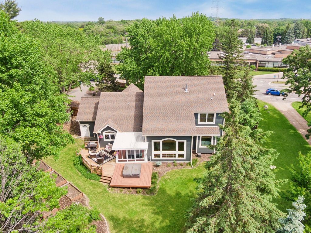 Photo of 13426 Excelsior Boulevard, Minnetonka, MN 55345 (MLS # 7055985)