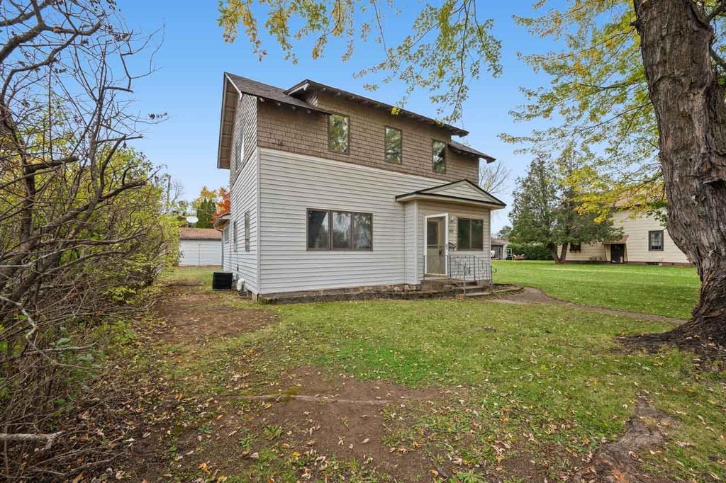 Photo of 620 W 2nd Avenue, Keewatin, MN 55753 (MLS # 7159085)