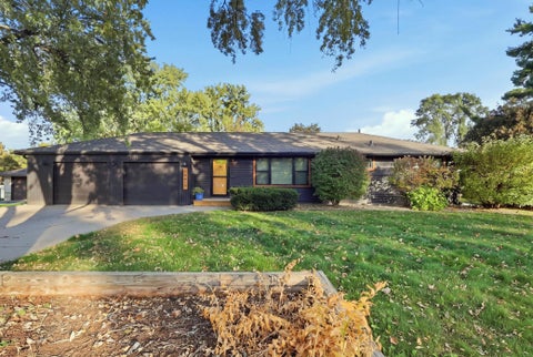 Photo of 10617 Thomas Avenue S, Bloomington, MN 55431 (MLS # 7159387)