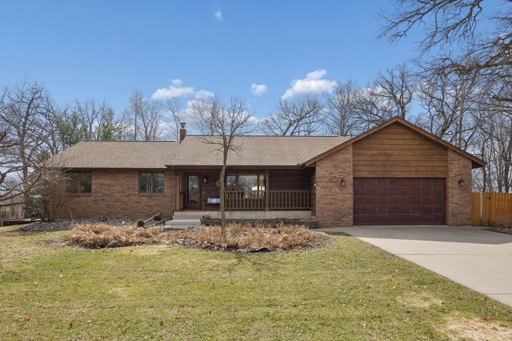 Photo of 11020 181st Street W, Lakeville, MN 55044 (MLS # 6803840)
