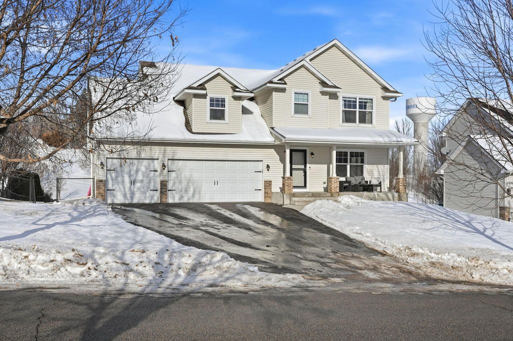 Photo of 9504 Pheasant Crossing, Minnetrista, MN 55375 (MLS # 7000829)