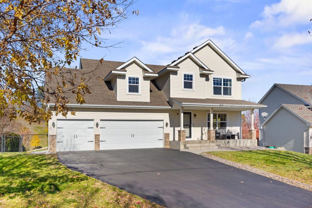 Photo of 9504 Pheasant Crossing, Minnetrista, MN 55375 (MLS # 7000829)