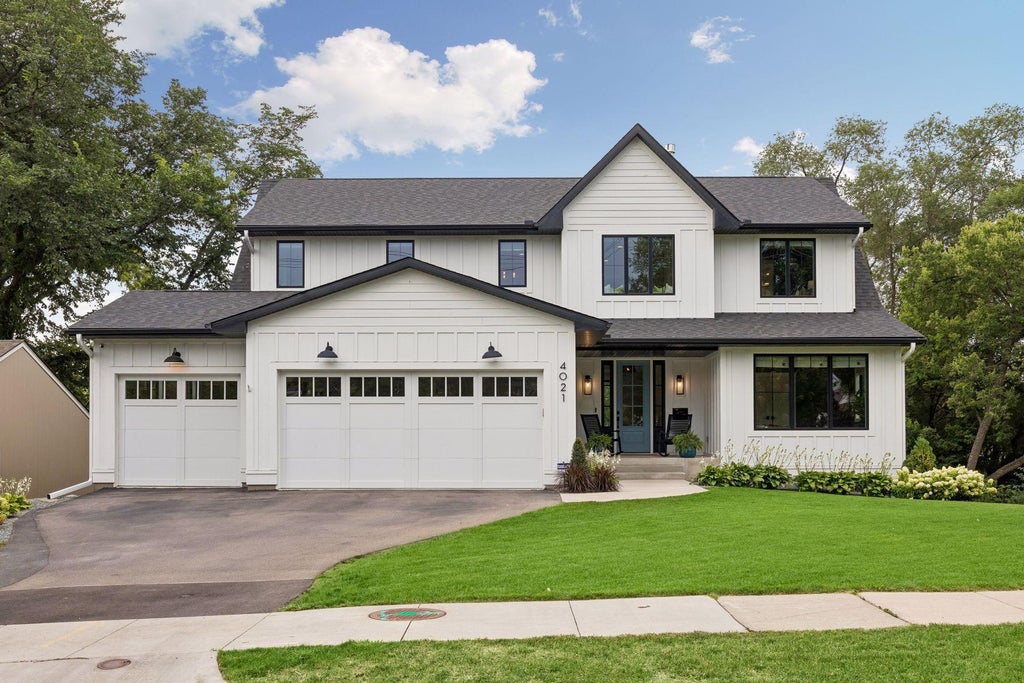 Photo of 4021 W 39th Street, Saint Louis Park, MN 55416 (MLS # 7124369)