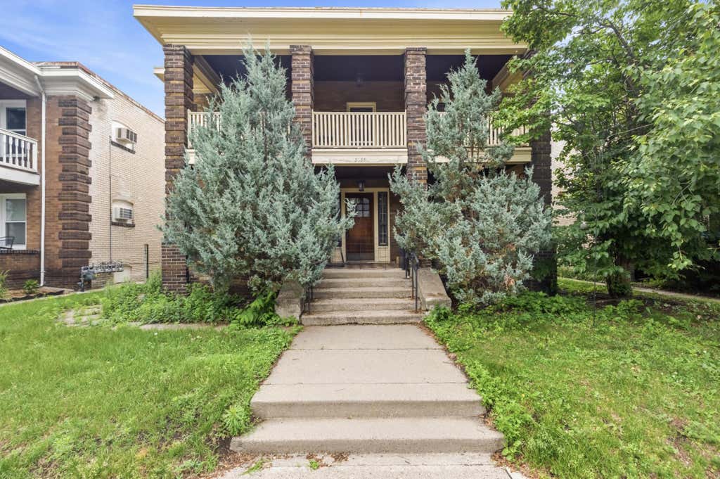 Photo of 3035 Bryant Avenue S, Minneapolis, MN 55408 (MLS # 7098889)