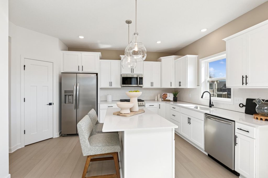 Photo of 8903 Periwinkle Boulevard, Woodbury, MN 55129 (MLS # 7114363)