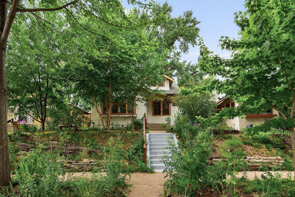 Photo of 4212 Elliot Avenue, Minneapolis, MN 55407 (MLS # 6822403)