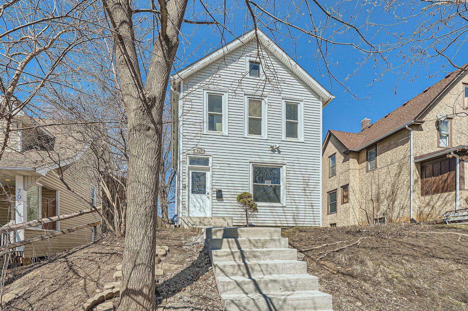 707 Jenks Avenue