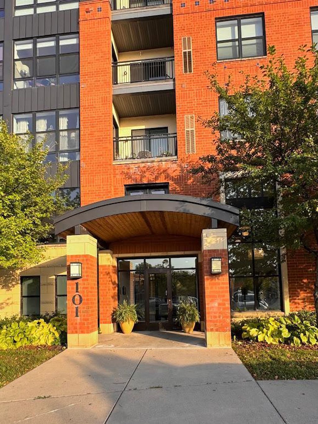 Photo of 101 Saint Olaf Avenue #402, Northfield, MN 55057 (MLS # 7049909)