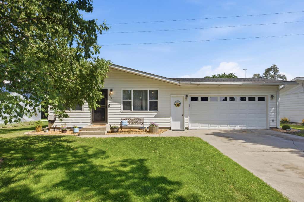 Photo of 428 Brook Avenue, Moorhead, MN 56560 (MLS # 7126935)