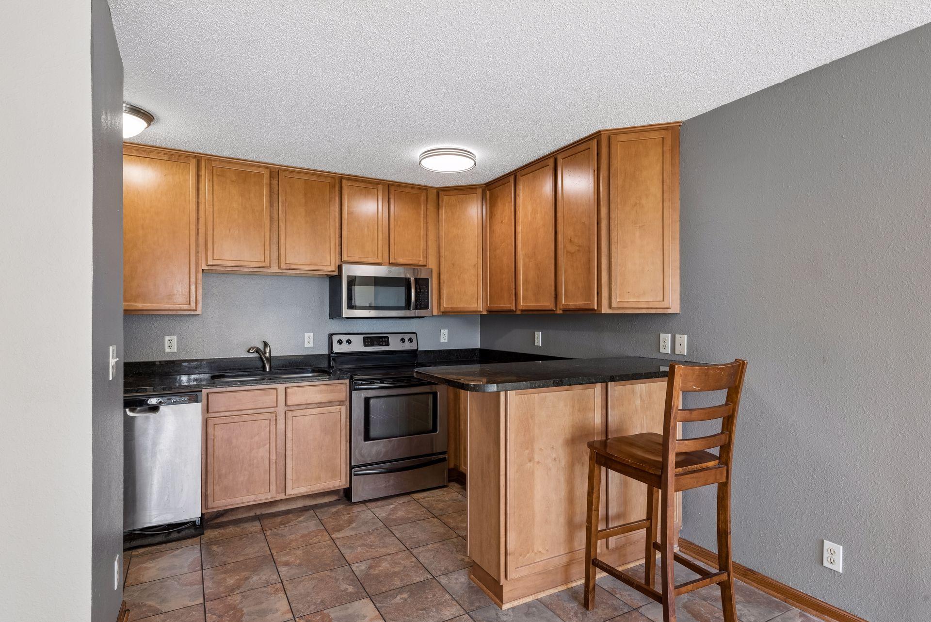1800 Lasalle Avenue 101